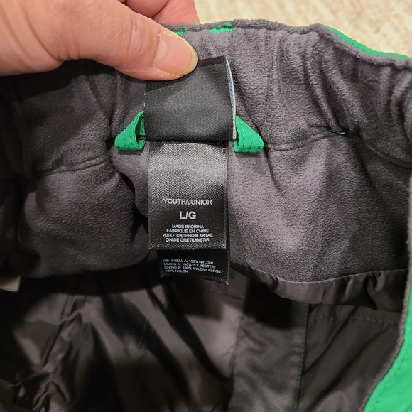 The North Face Youth/ Junior snow pants - Picture 7 of 14
